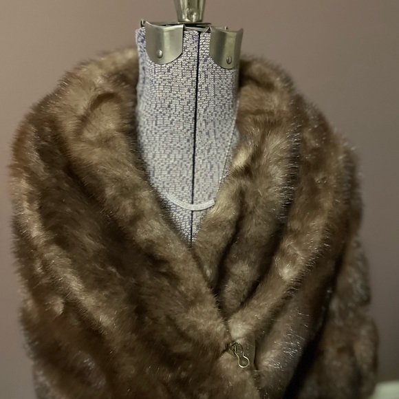 Necklace - Picture 3 of 3